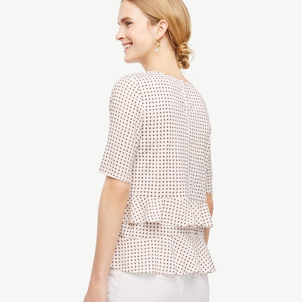 Ann Taylor Daisy Tiered Ruffle Hem Blouse Size S - Picture 11 of 11